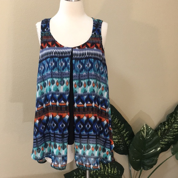 Cocomo Tops - Gorgeous flowy top by COCOMO, size small